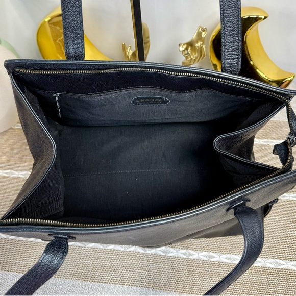 EUC Vintage CHANEL CC Black Caviar Leather Shoulder Bag - Picture 17 of 17